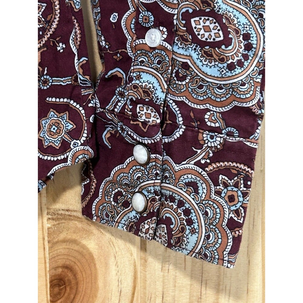 Cinch Pearl Snap Women’s Long Sleeve Western Rodeo Shirt Maroon Paisley Print S - Picture 4 of 7